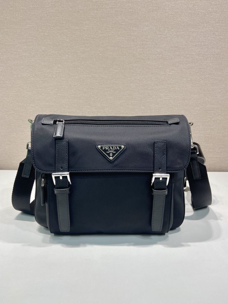 Pra*a waist chest packs